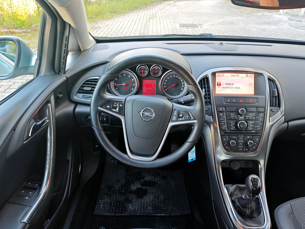 Opel Astra 1.4 Turbo 5 porte Cosmo