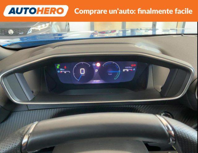 PEUGEOT 2008 Hybrid 136 e-DCS6 GT