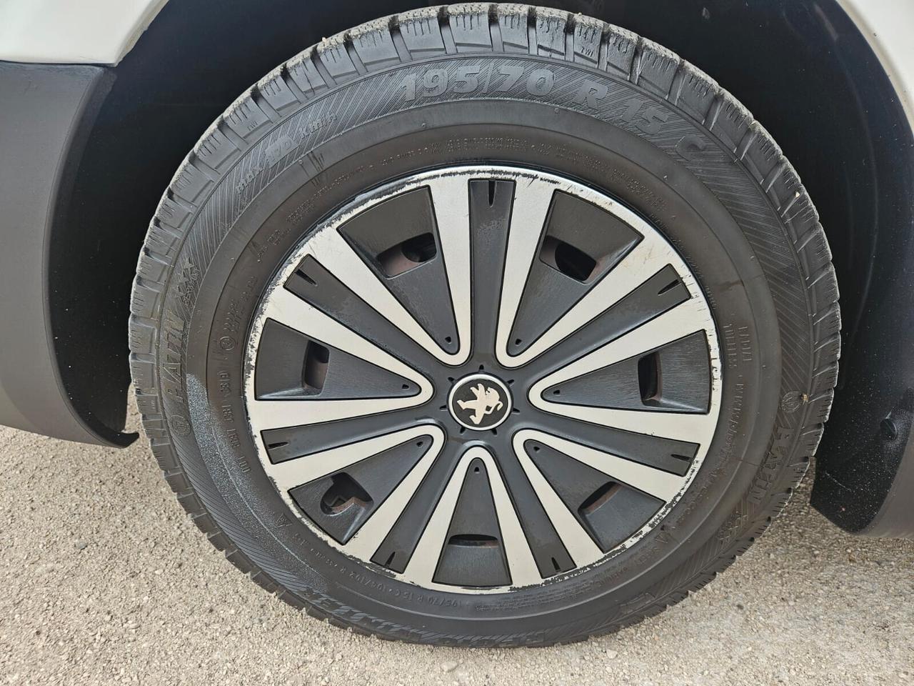 Peugeot Partner Tepee 1.6 HDi 92CV Active - 7POSTI