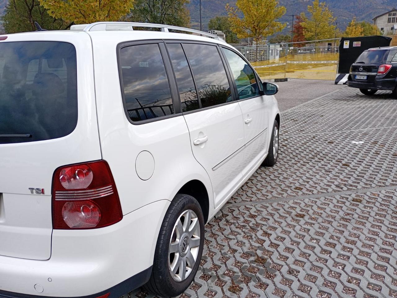 Volkswagen Touran 1.4 TSI Comfortline EcoFuel