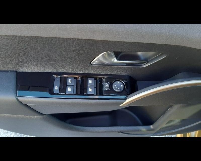 Lancia Ypsilon Ypsilon Hybrid e-DCT LX