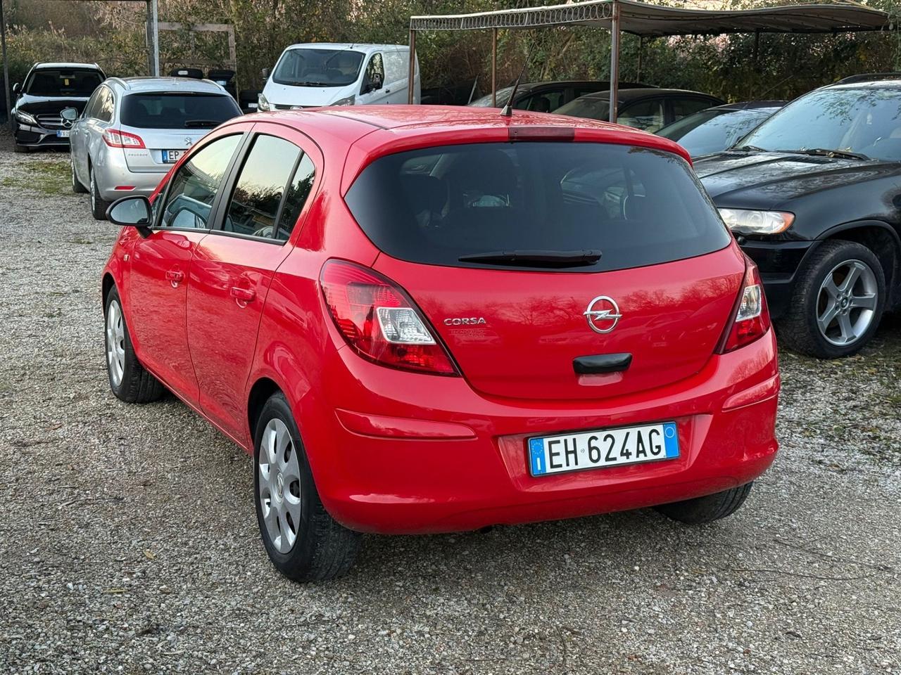 Opel Corsa 1.2 5 porte Cosmo