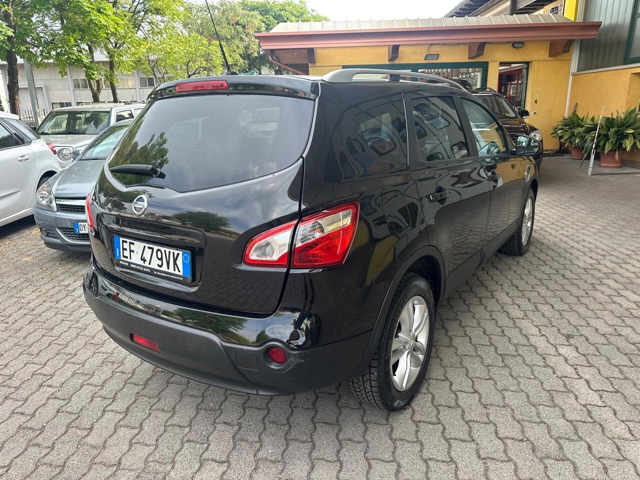 Nissan Qashqai Qashqai+2 2.0 dCi DPF Acenta