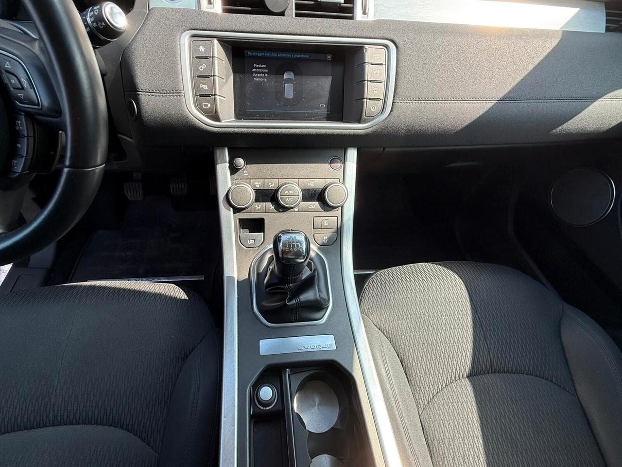 Land Rover Range Evoque 2.0 TD4 150 CV 5p. Pure