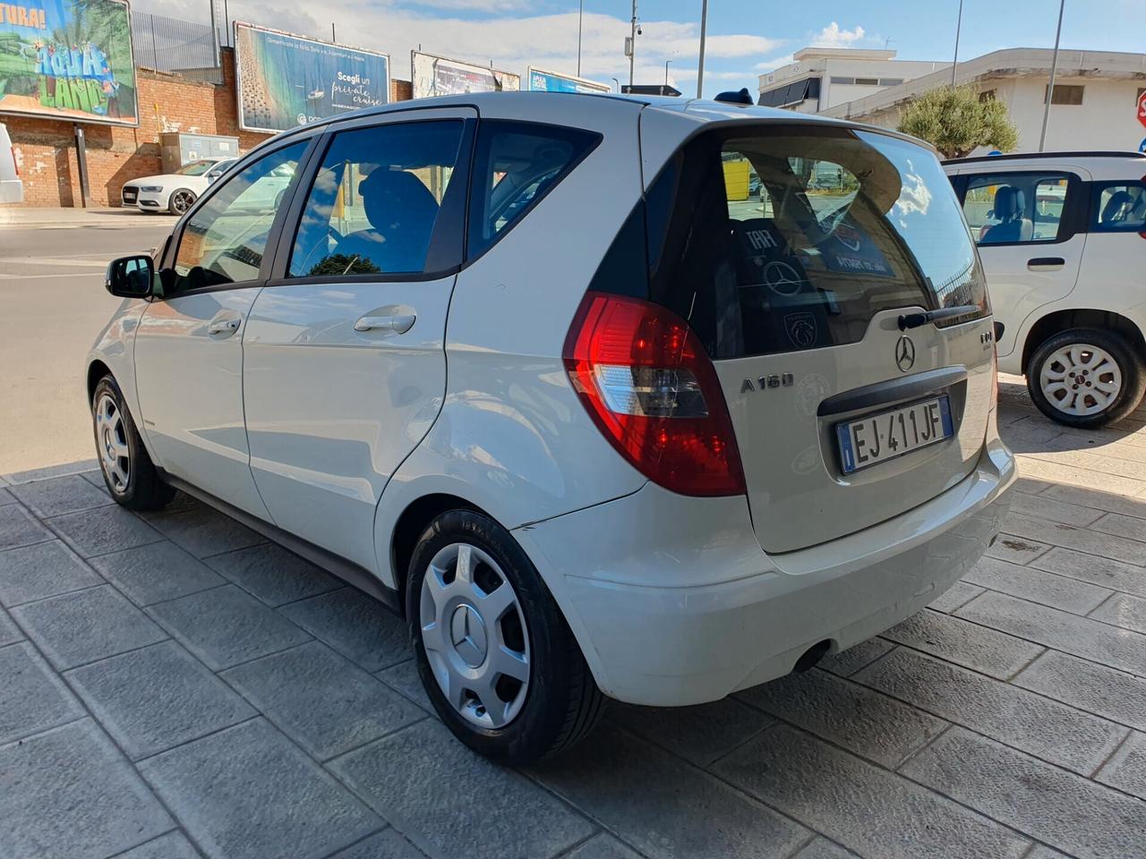 Mercedes Classe A 160 2.0 CDI 82cv BlueEFFICIENCY Executive 2011