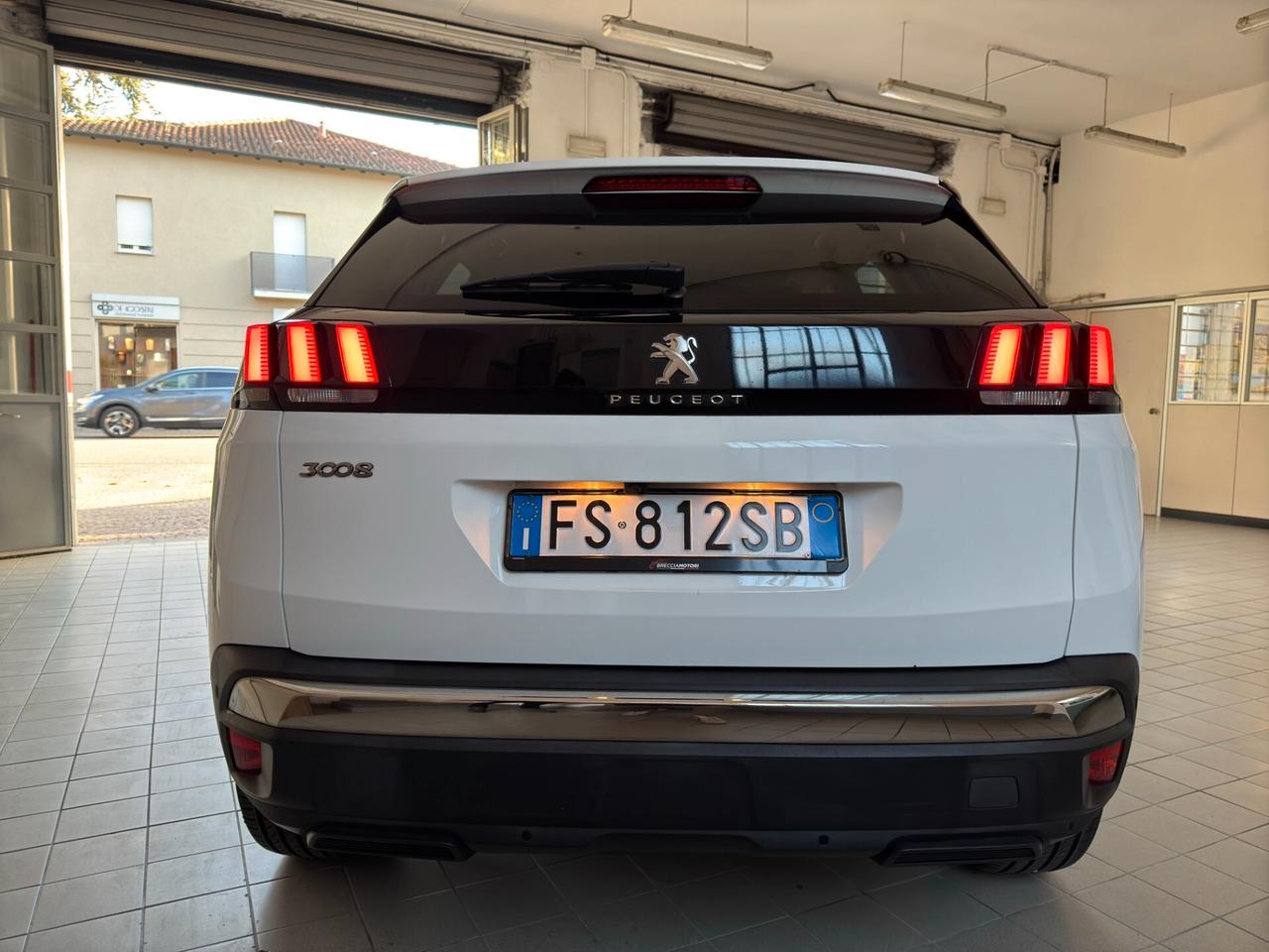 PEUGEOT 3008 TURBO 130 CV MANUALE