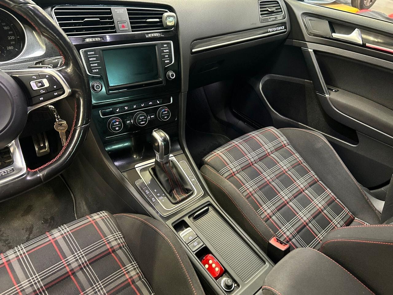 Volkswagen Golf GTI Performance 2.0 TSI 119000 km pari al nuovo
