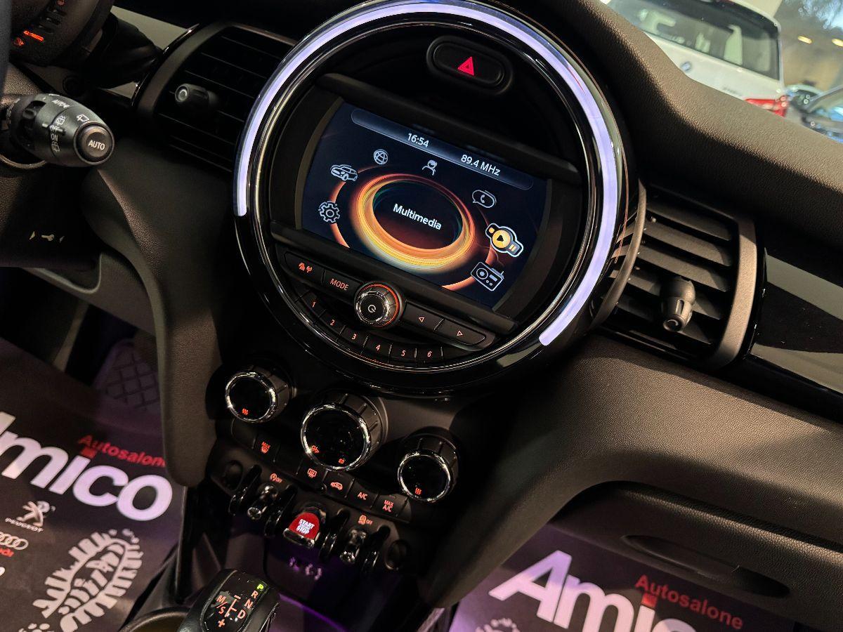 MINI Cooper D 1.5 Seven 5P