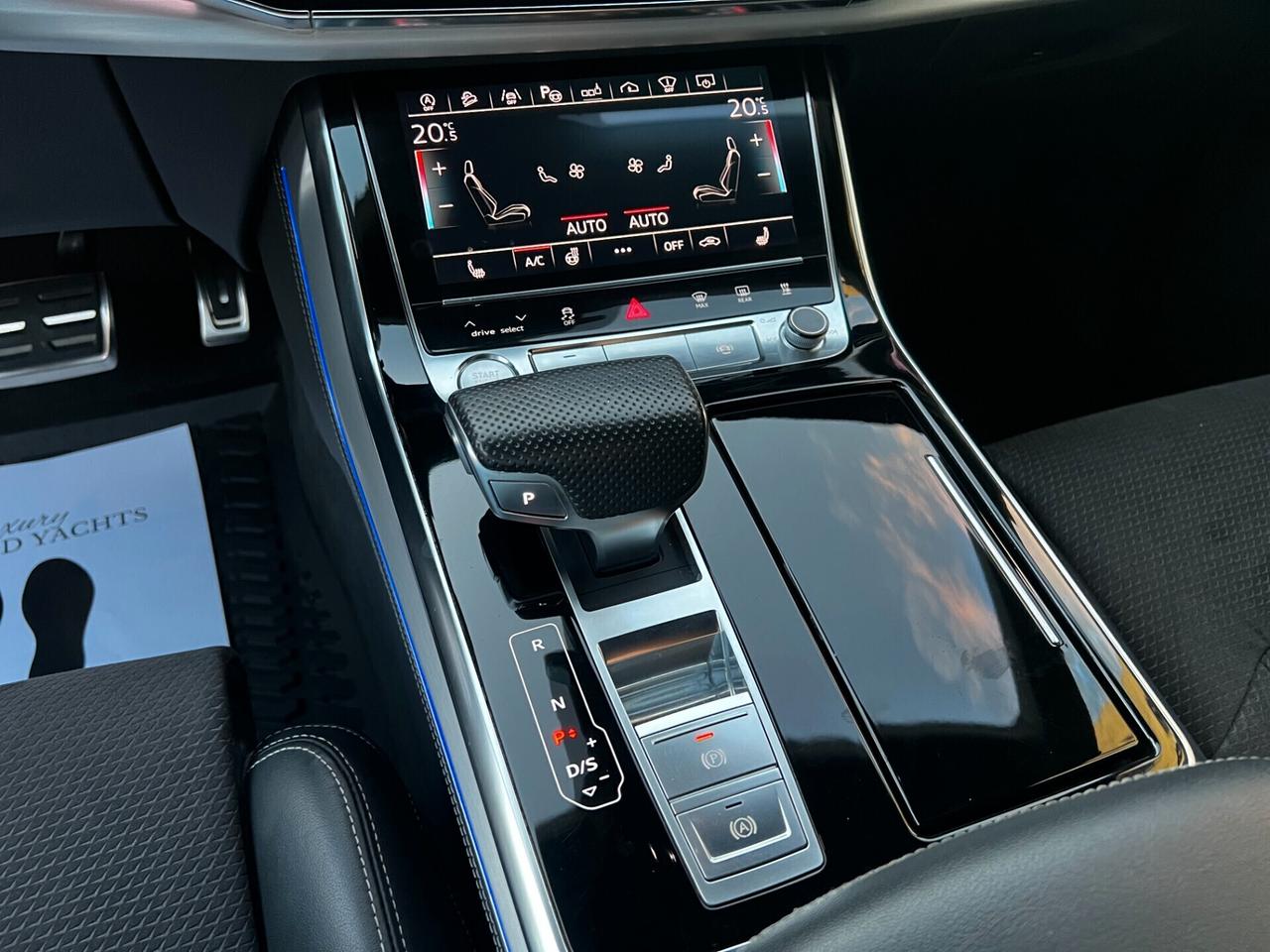 Audi Q8 50 TDI 286 CV Quattro-2XS LINE-TOTAL BLACK