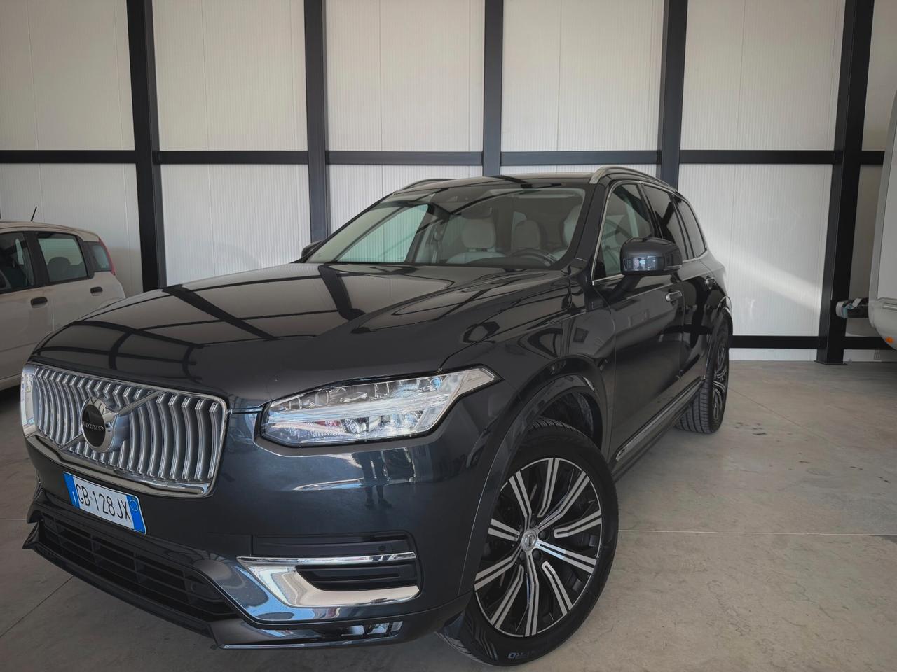 Volvo XC90 Inscription B5 7 posti