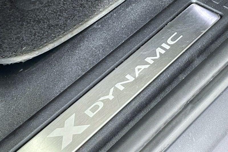 Land Rover Defender 3.0 D6 250 110 HSE AWD auto.