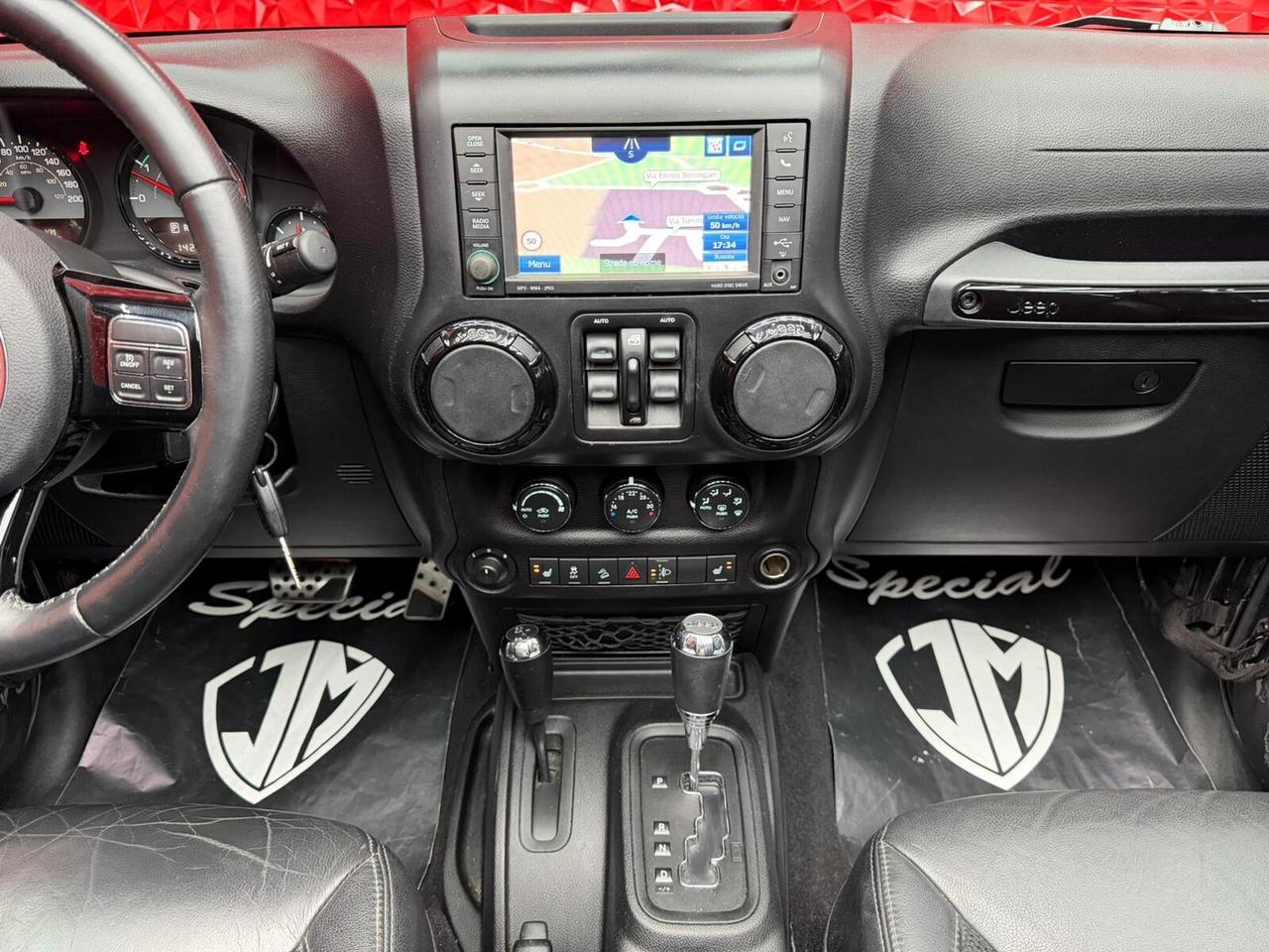 Jeep Wrangler Unlimited 2.8 CRD DPF Sahara Auto Night Eagle