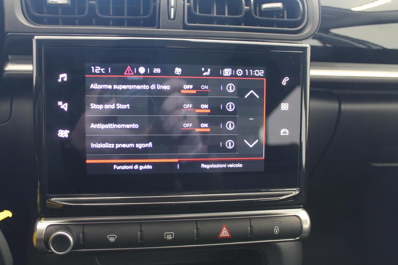 Citroen C3 1.2 puretech SHINE PLUS NAVI 83 Cv.