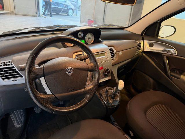 LANCIA Ypsilon 1.2 Versus GPL