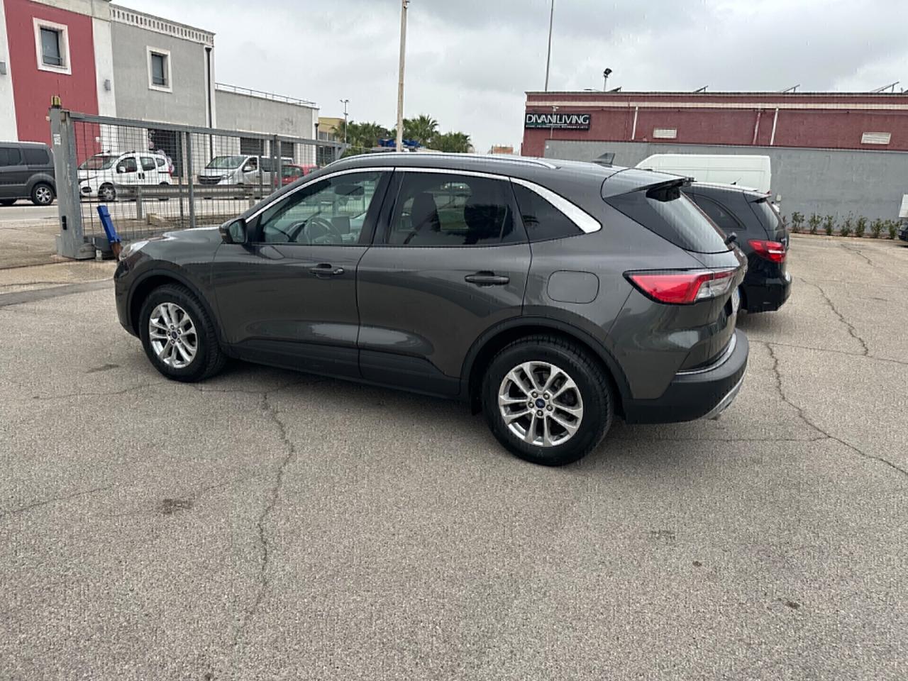 Ford Kuga PREZZO IVA ESPOSTA COMPRESA