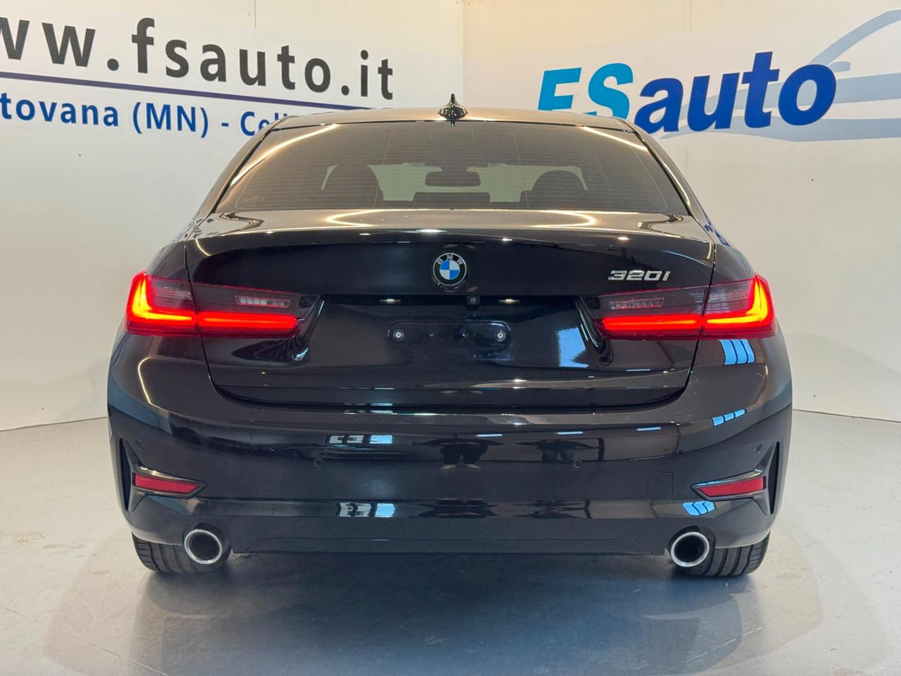 Bmw 320 i benzina Sportline 184cv CL18 PACCHETTO LUCI