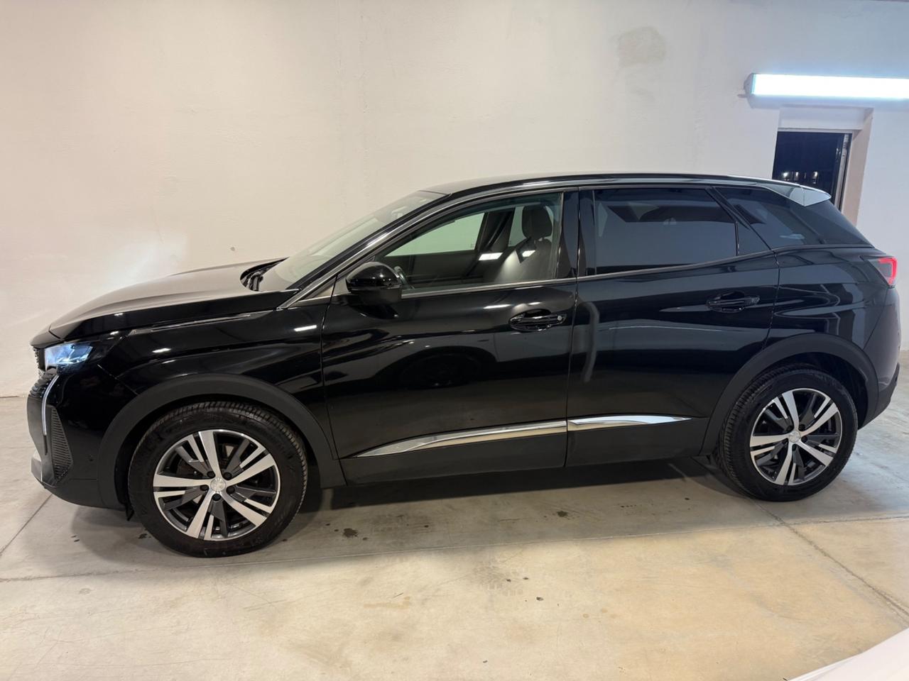 Peugeot 3008 BlueHDi 130 S&S EAT8 Allure