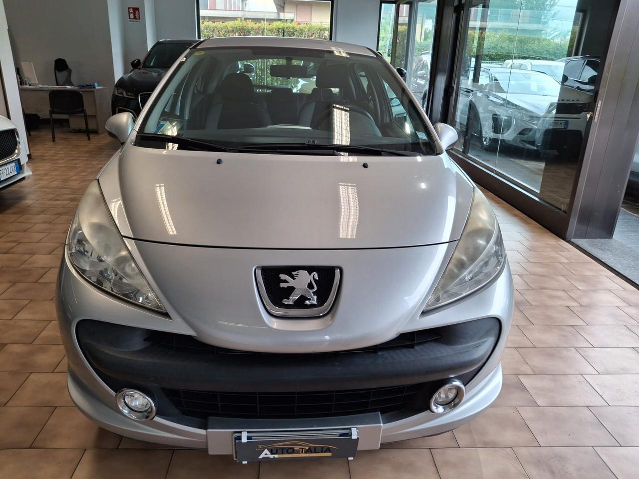 Peugeot 207 5p 1.4 vti 16v *NEOPATENTATI