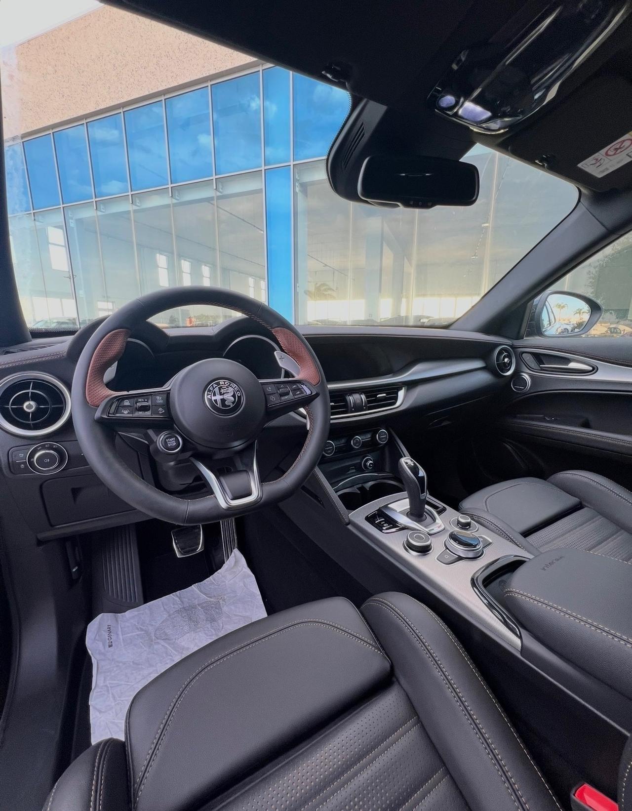 Alfa Romeo Stelvio 210CV Q4 Intensa - possibilità noleggio no scoring