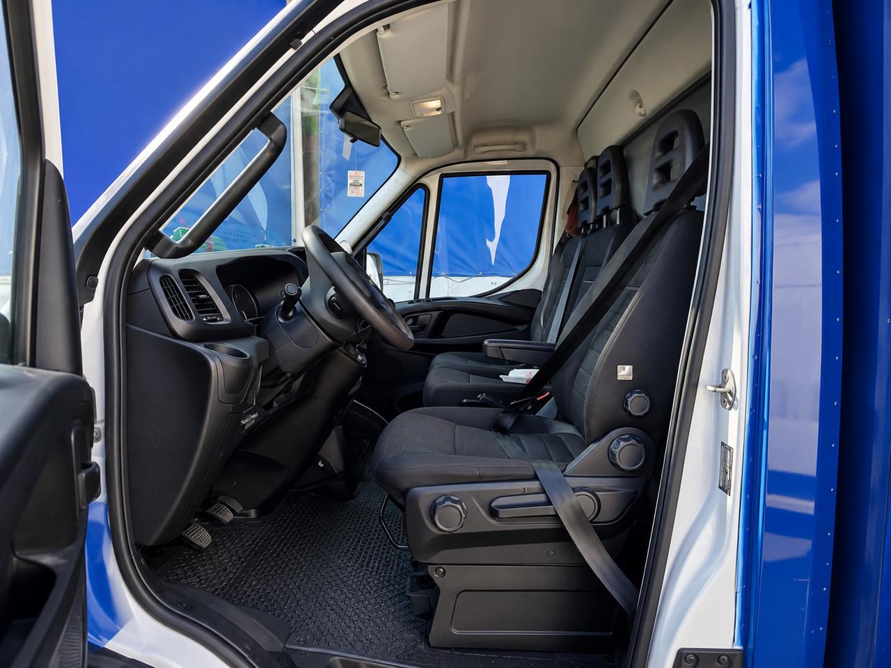 IVECO Daily 35 C16H3.0 3750 cab. HD