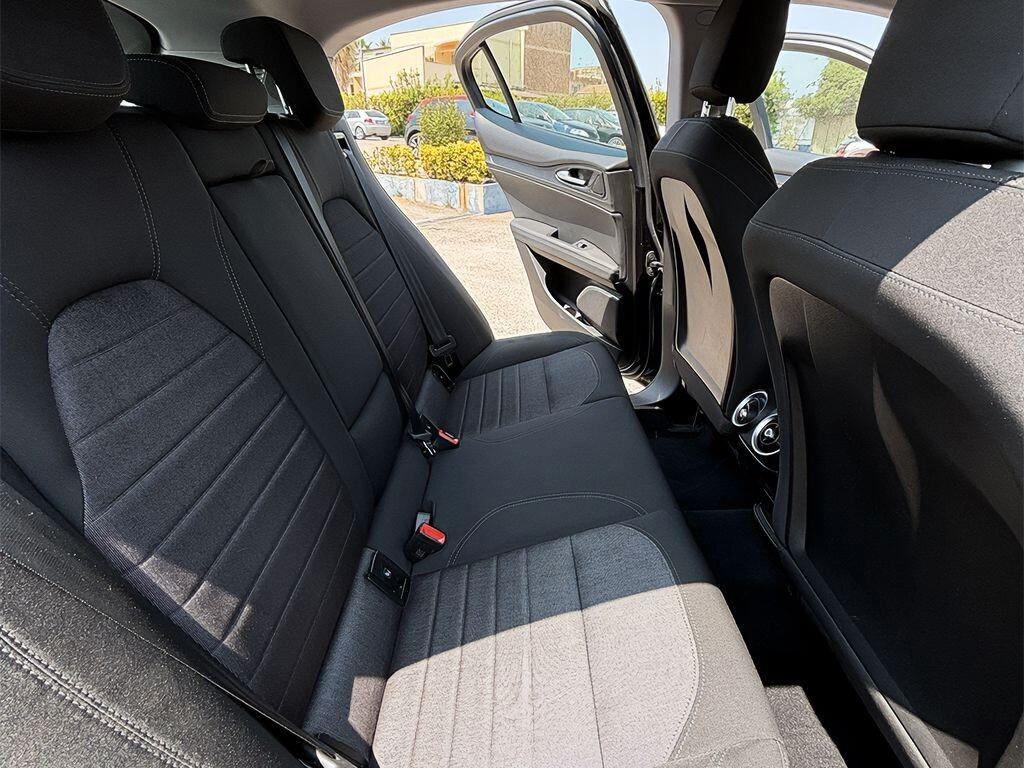 Alfa Romeo Stelvio 2.2 Turbodiesel 160 CV AT8 RWD Business IN PROMO