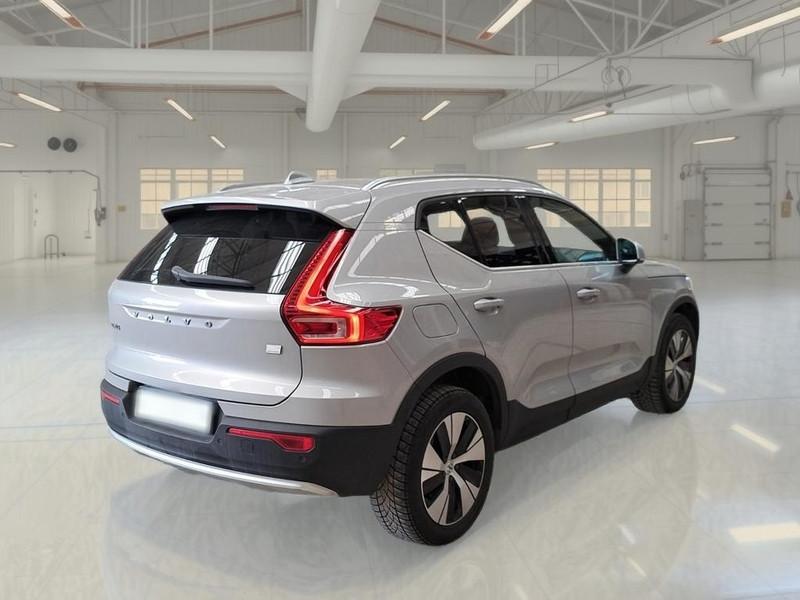 VOLVO XC40 T4 RECHARGE PLUG-IN AUTO CORE SUV