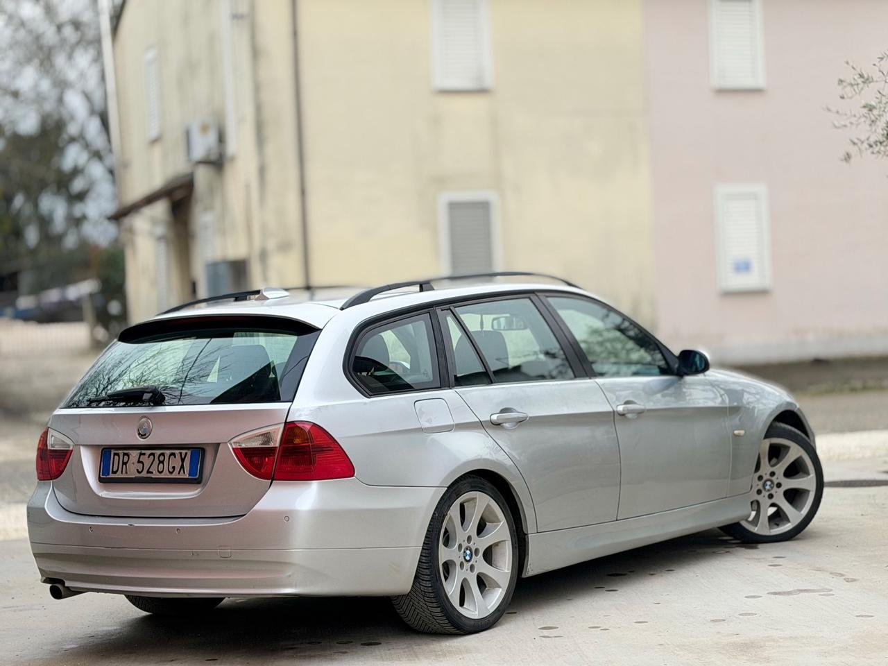 Bmw 318 i cat Touring MSport
