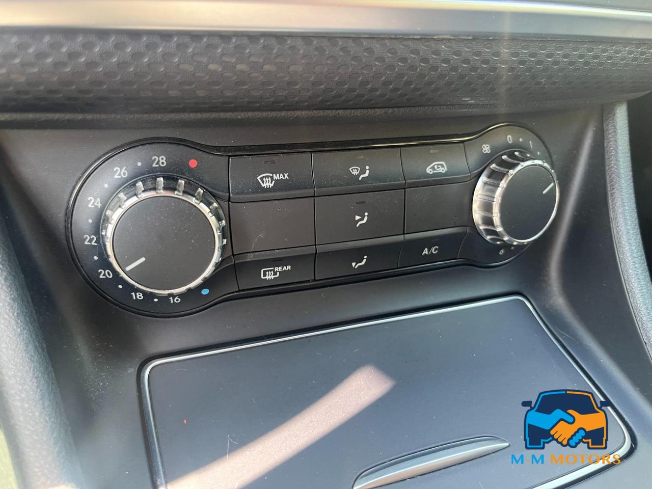 Mercedes-Benz CLASSE A 180 D