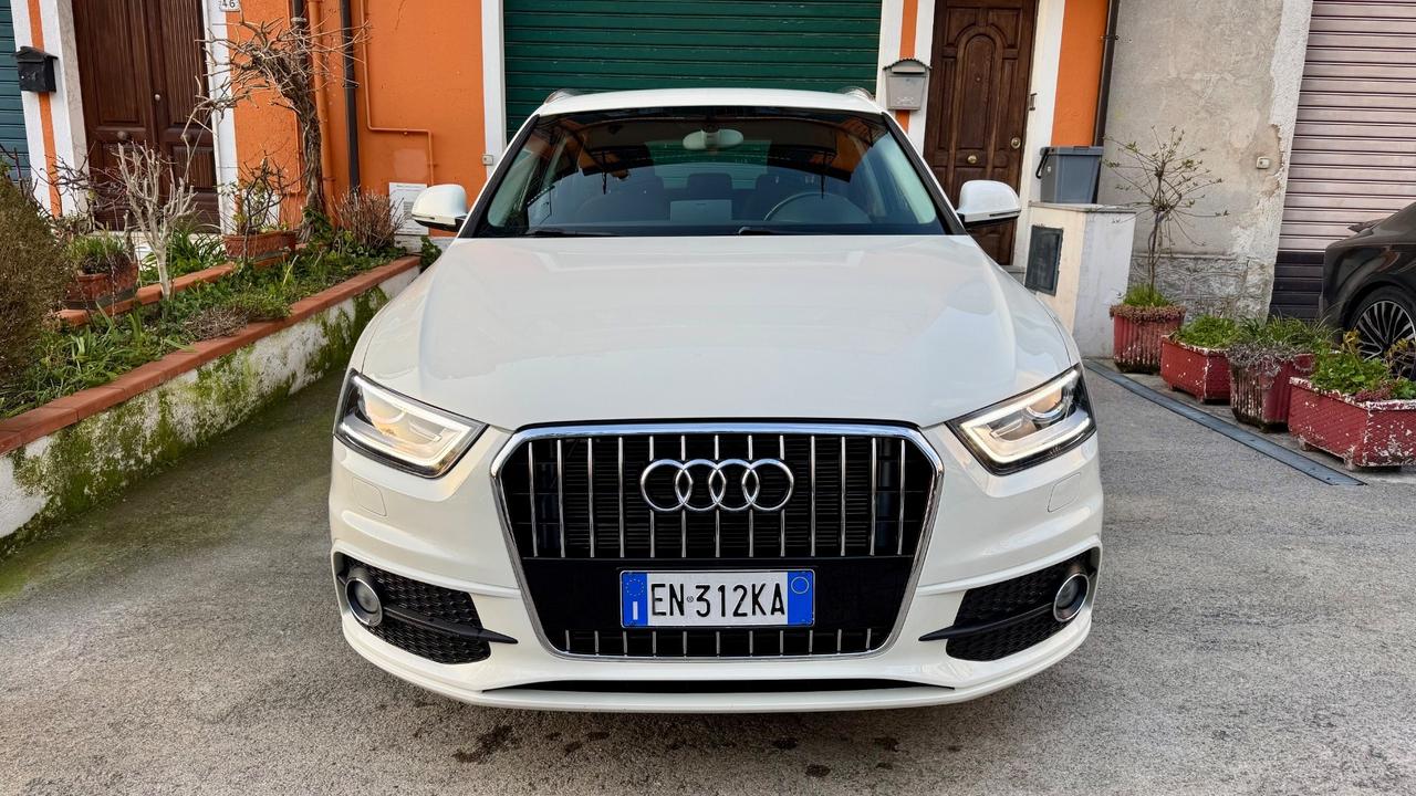 Audi Q3 2.0 TDI 140cv S-line