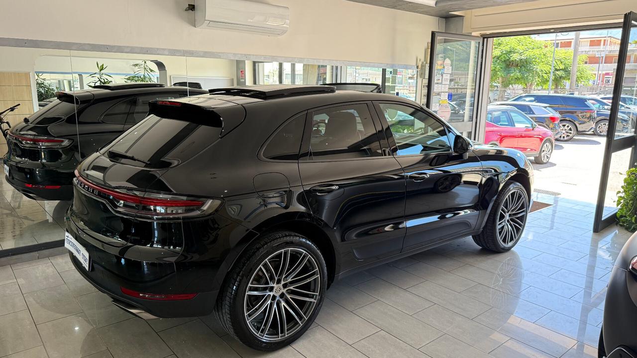Porsche Macan 2.0 RESTYLING TETTO CERCHIO 21