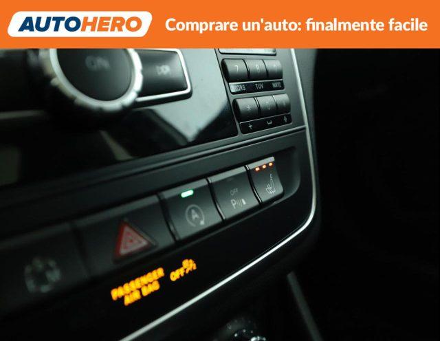 MERCEDES-BENZ GLA 200 d Automatic Sport