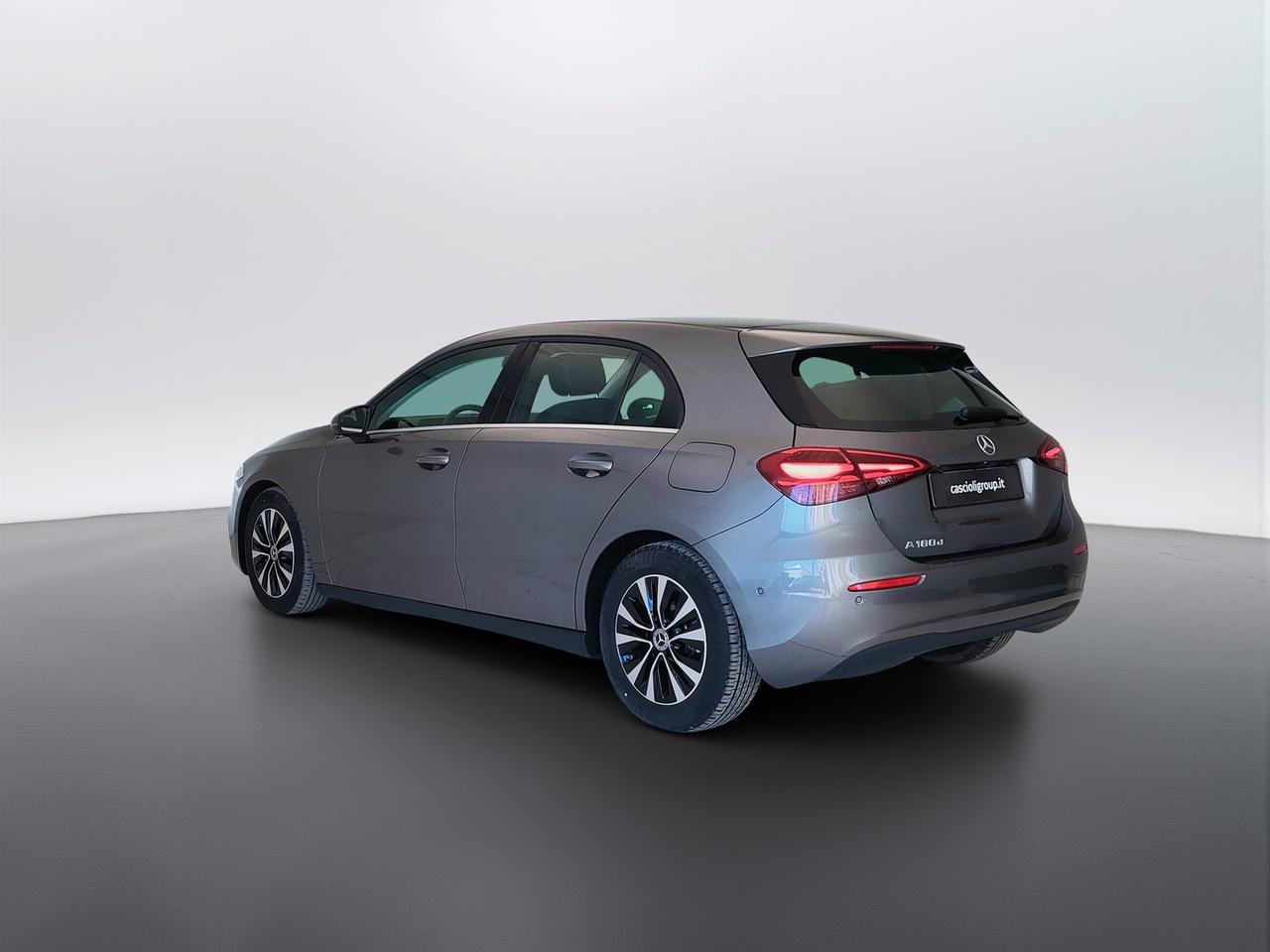 Mercedes-Benz Classe A - W177 2023 - A 180 d Advanced auto
