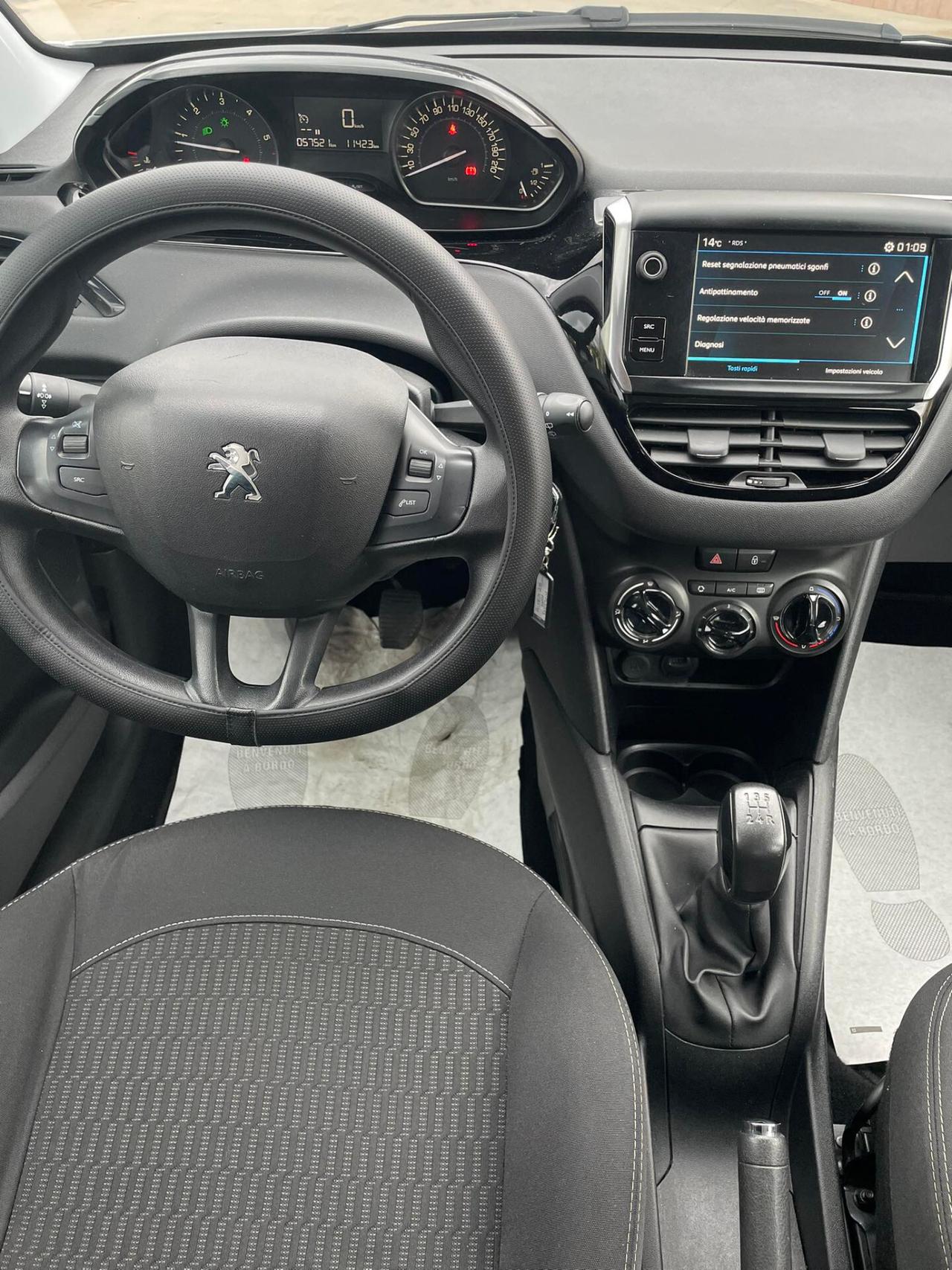 Peugeot 208 BlueHDi 100 S&S 5 porte Allure