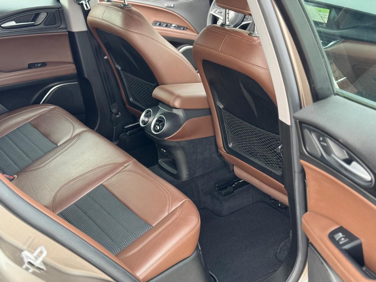 Alfa Romeo Stelvio 2.2 T 180 CV Q4