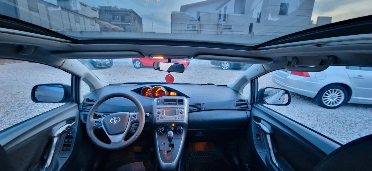 Toyota Verso 2.2 D-Cat 150 CV aut. Sol perfetta