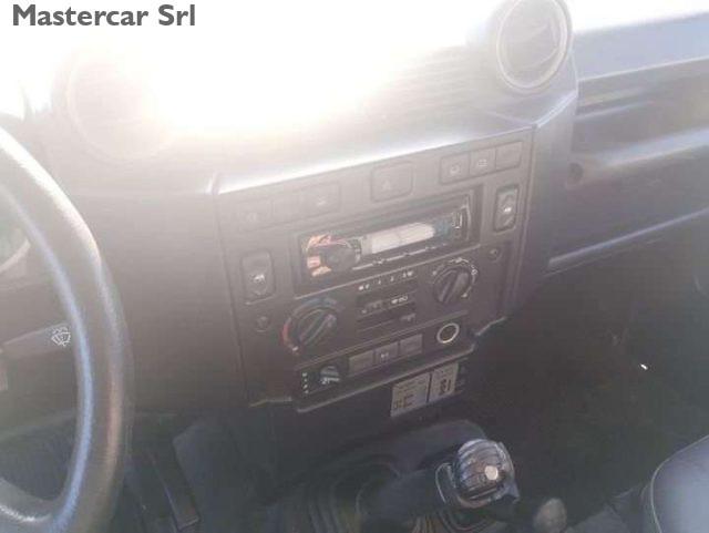 LAND ROVER Defender 90 2.4 td S 122cv - 4 POSTI - A/C clima - ZA461YC