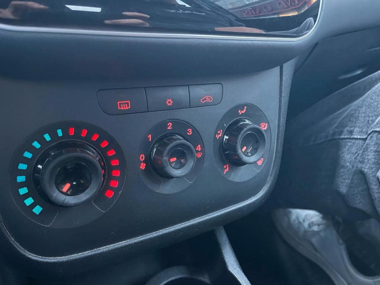 Fiat Grande Punto 1.3 MJT 75 CV 5 porte