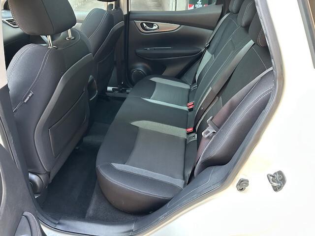 Nissan Qashqai 1.5 dCi N-Connecta
