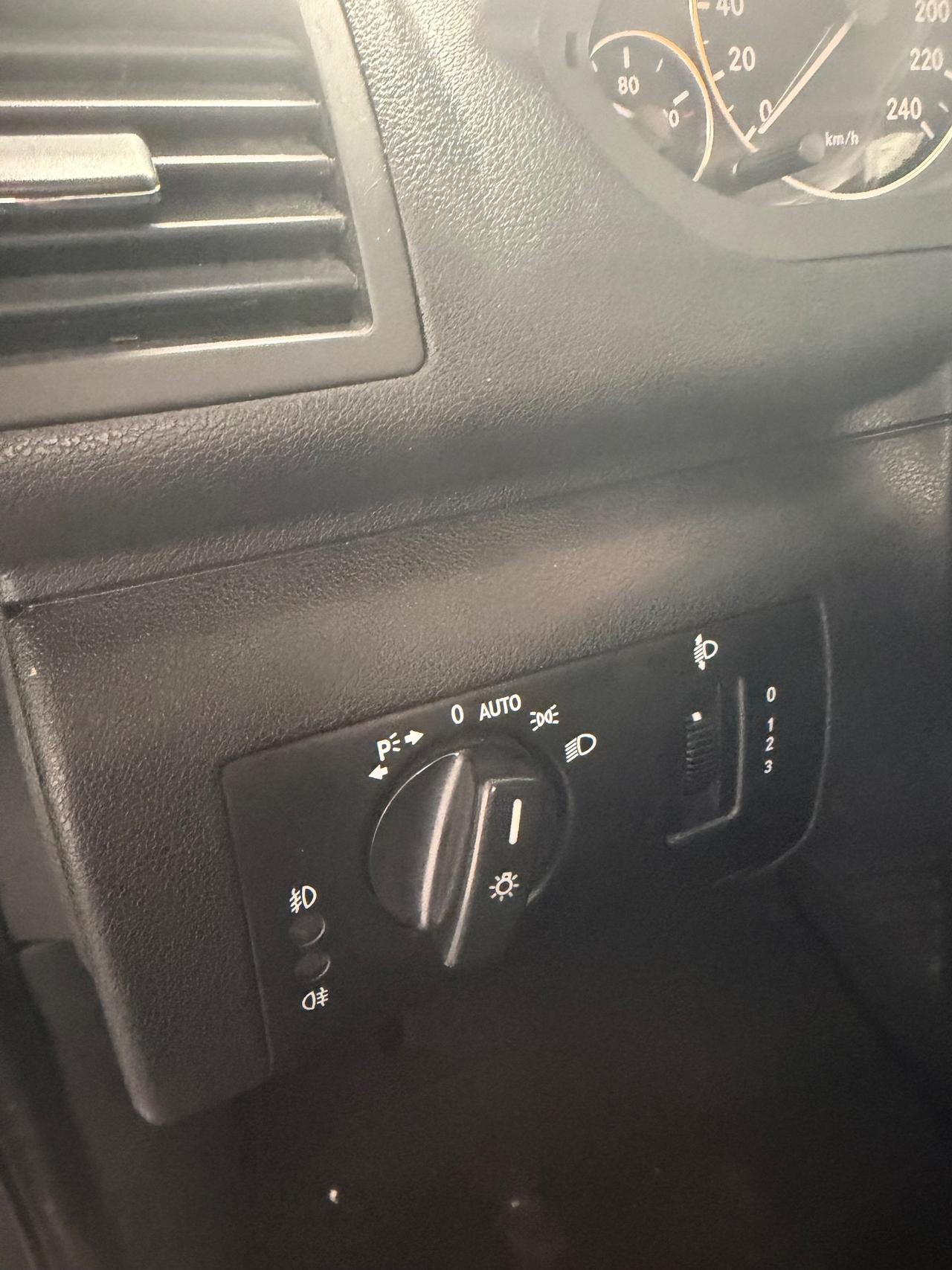 Mercedes-benz A 160 CDI BlueEFFICIENCY Avantgarde