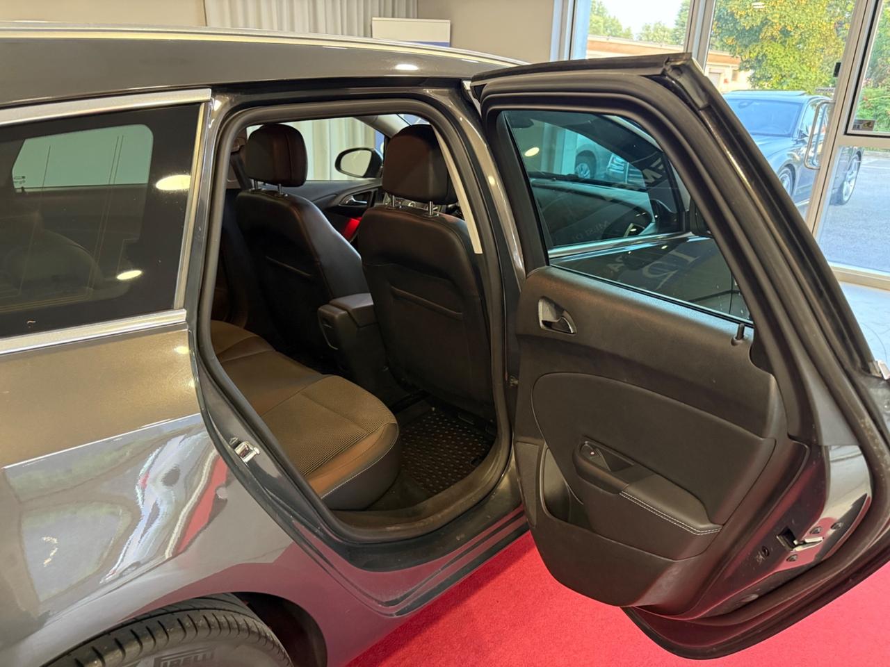 Opel Astra 1.4 Turbo 140CV Sports Tourer GPL Tech Cosmo