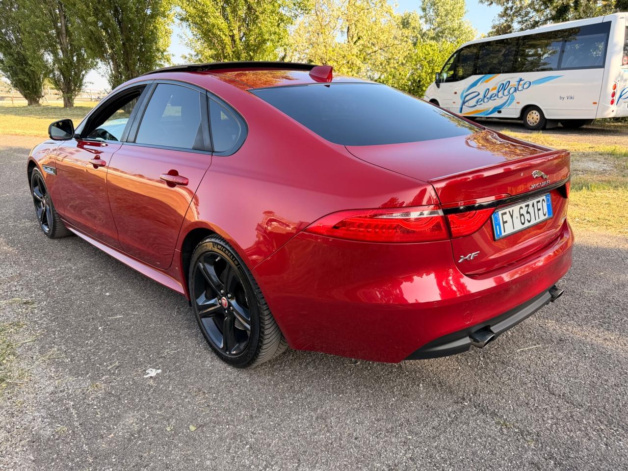 Jaguar XF 2.0D 240 CV AWD R-Sport full pelle tetto EXPORT