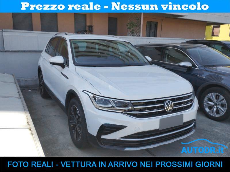 Volkswagen Tiguan 2.0 TDI 150cv DSG Elegance LED Matrix, Navi, Keyless, Retrocamera