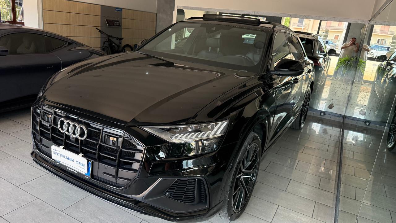 AUDI Q8 TDI 231 CV TETTO APRIBILE UFF ITALIA