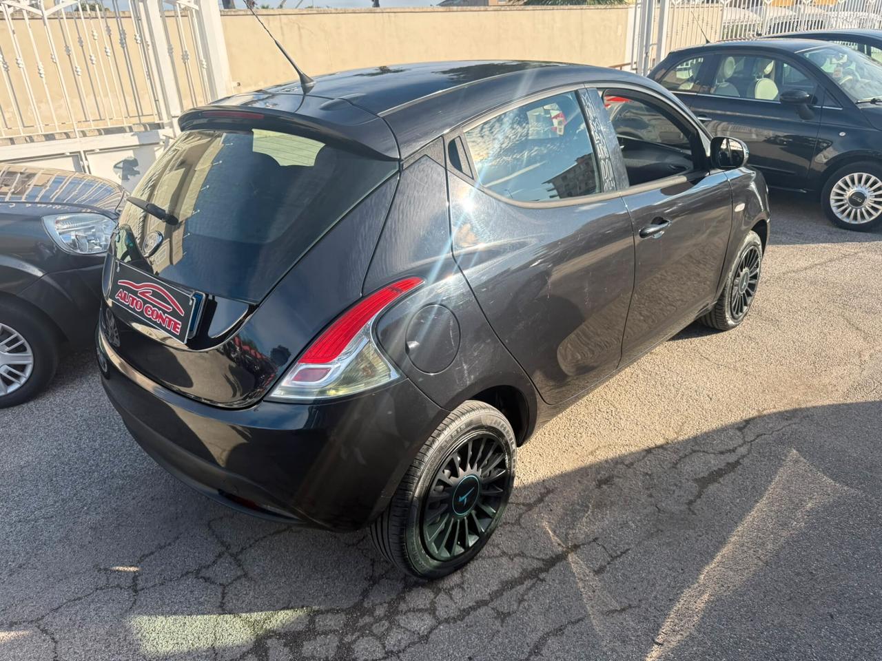 Lancia Ypsilon 1.2 69 CV 5 porte GPL Ecochic Gold