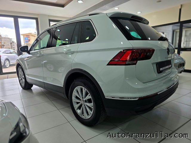 VOLKSWAGEN Tiguan 2.0 TDI 150CV SCR DSG Life - Fari Led