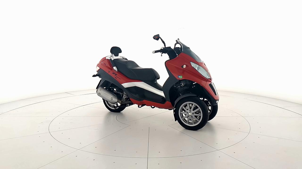 PIAGGIO PIAGGIO MP3 250 Hybrid