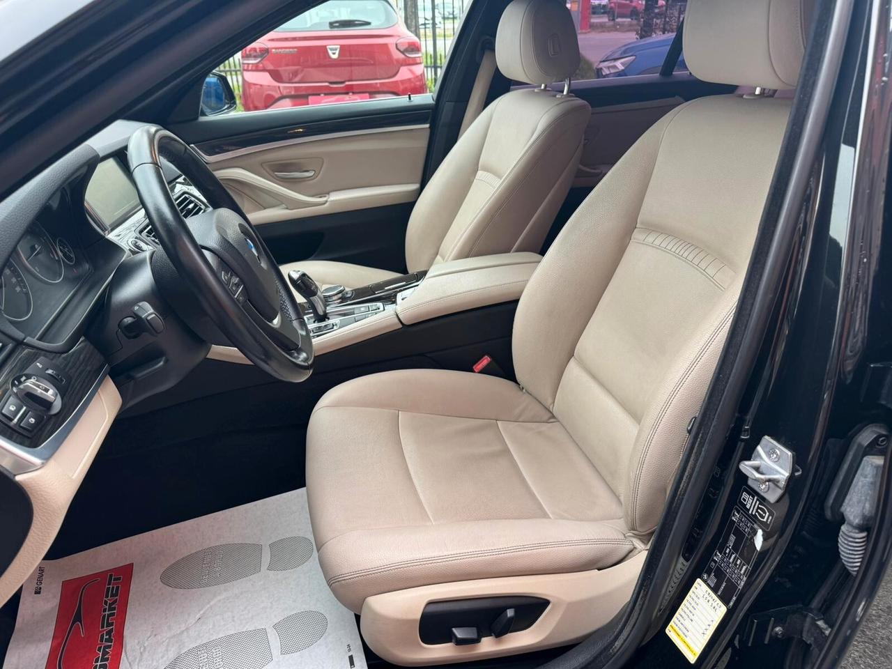 Bmw 520 520d Touring Luxury aut.