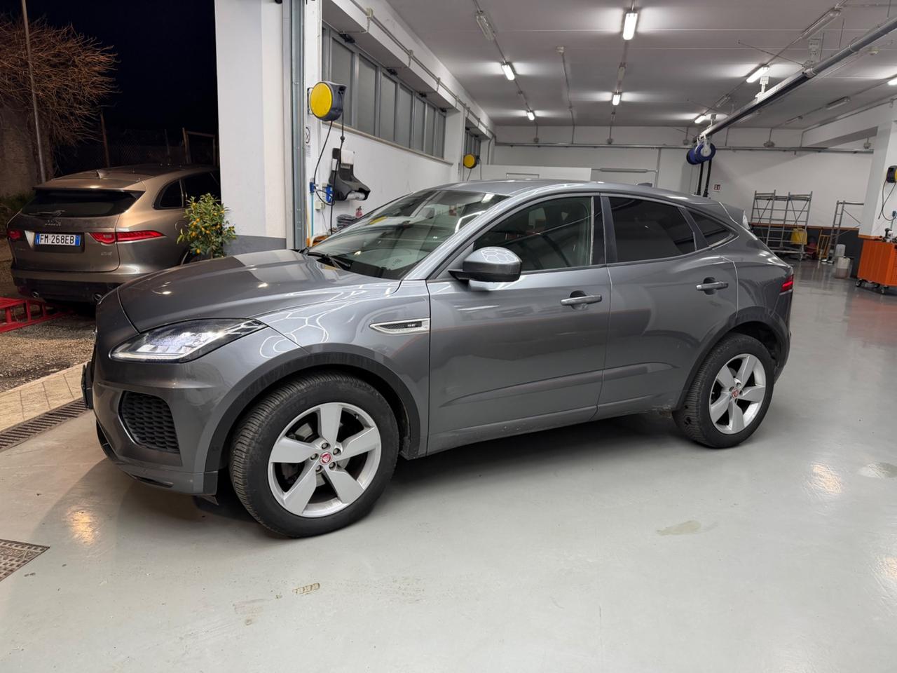 Jaguar E-Pace 2.0D 180 CV AWD R-Dynamic S