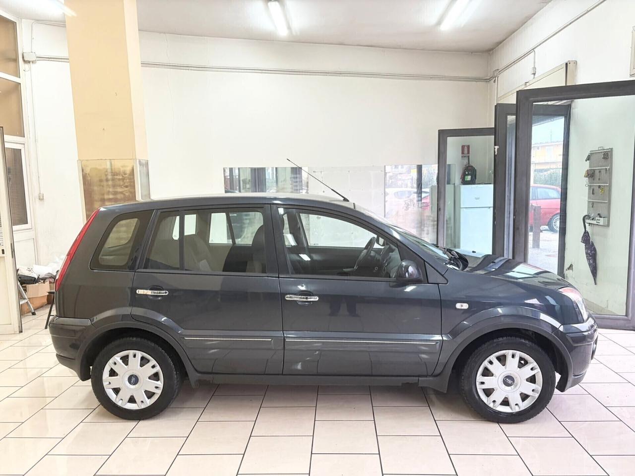 Ford Fusion 1.4i 5 porte Full Optional