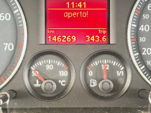 VOLKSWAGEN Touran 1.6 BENZINA FARI FENDI CERCHI IN LEGA OK NEOP